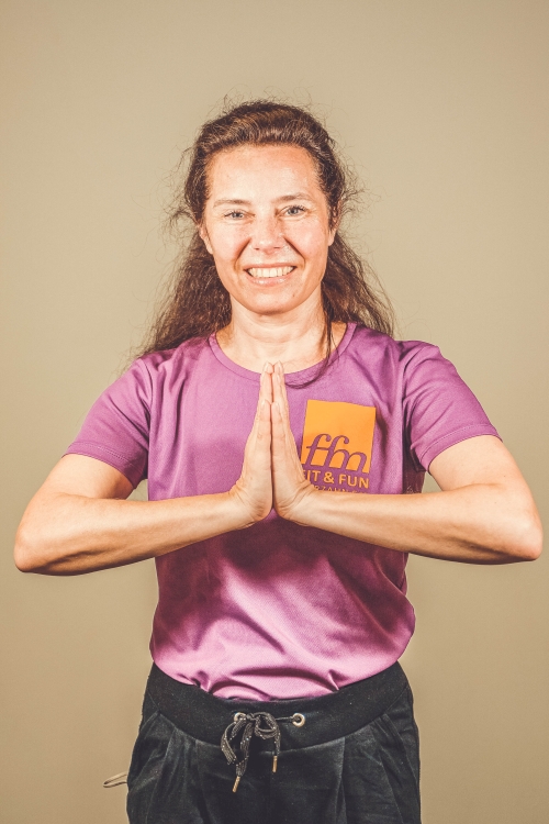 Elke (Übungsleiterin Yoga & Kinder-Yoga)