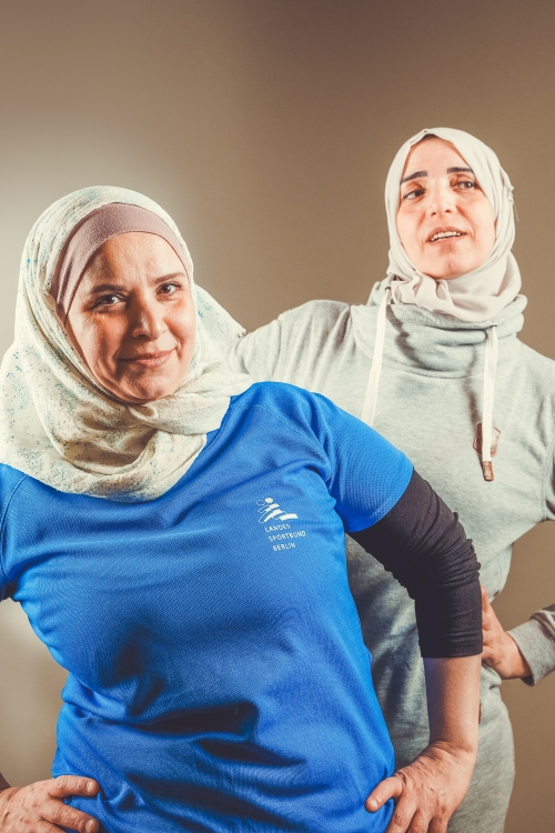 Eman (Übungsleiterin für Fitness. Kurs: Sport für Frauen aus aller Welt)